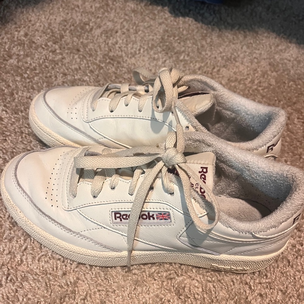 Women’s Reebok sneakers